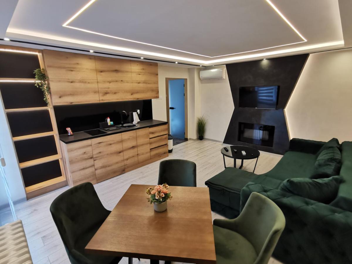 Princ Lux Spa With Free Parking 诺威萨 外观 照片